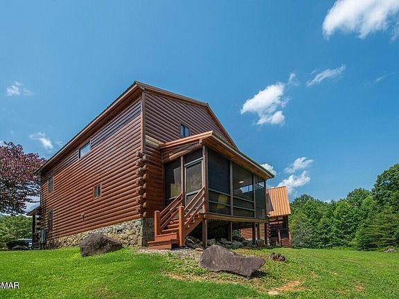 2nd image of 156 White Oak Resort Way