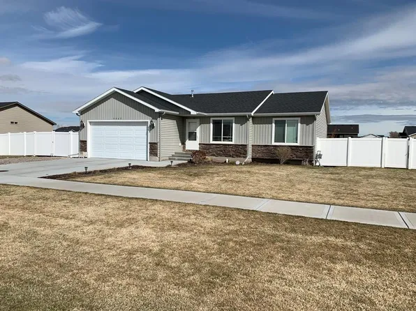 4065 E Deloy Dr, Idaho Falls, ID 83401