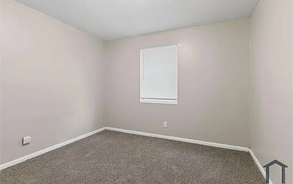 3 bed, 1006 sqft, $1,500 — Photo 3