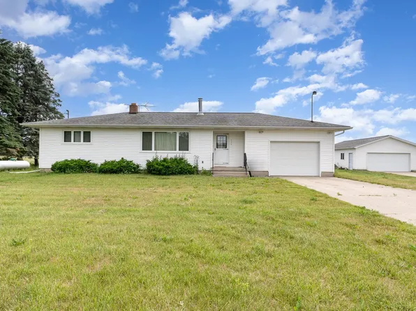3136 N Seven Mile Rd, Pinconning, MI 48650