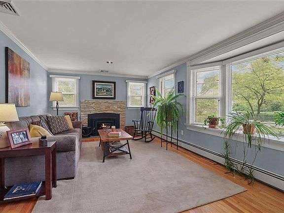 5th image of 54 West St