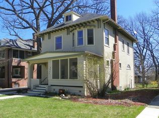 9329 S Longwood Dr, Chicago, IL