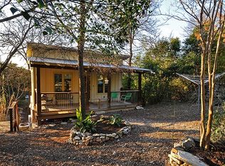 3009 S 4th St #B, Austin, TX 78704