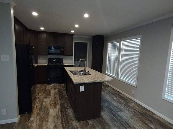 4th image of 225 Pebble Creek Dr #279
