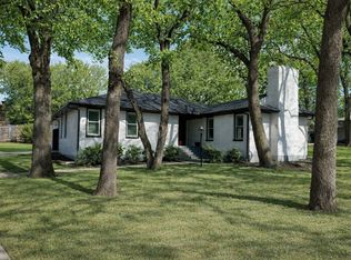 509 Ridgecrest Cir, Denton, TX 76205