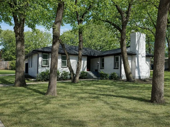 509 Ridgecrest Cir, Denton, TX 76205