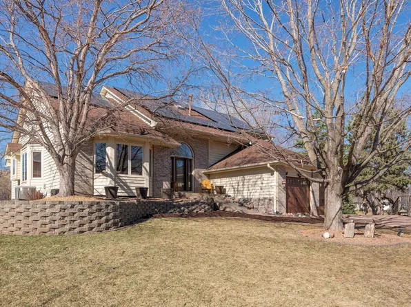 8965 Cambridge Ct, Minneapolis, MN 55443