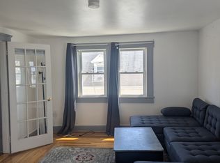 28 Grant St FLOOR 3, Taunton, MA 02780