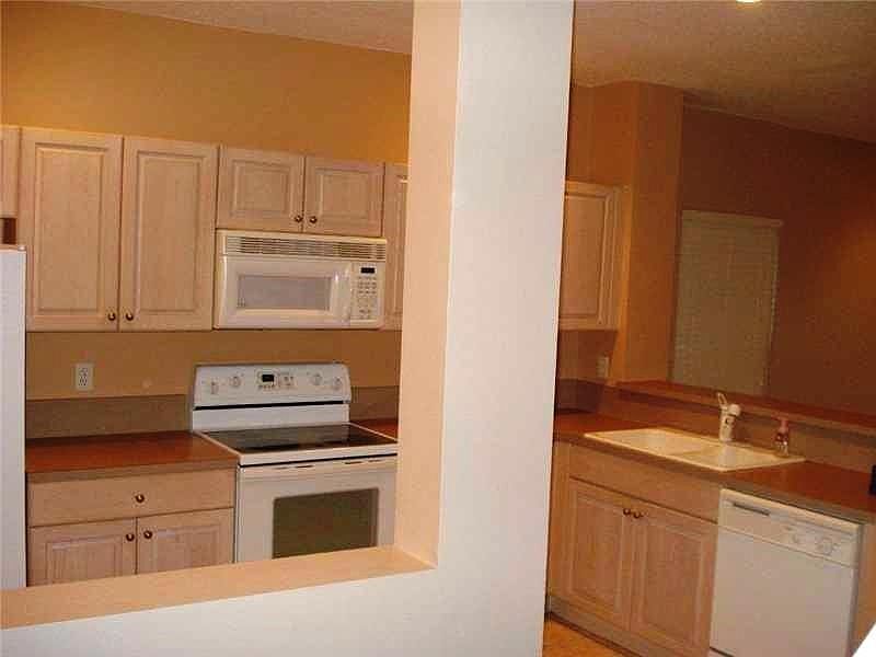 1st image of 717 SW 122nd Ave #0