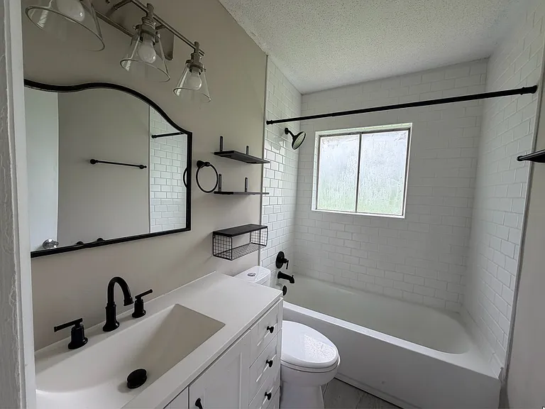 106 Whitney Ave NE — Photo 10