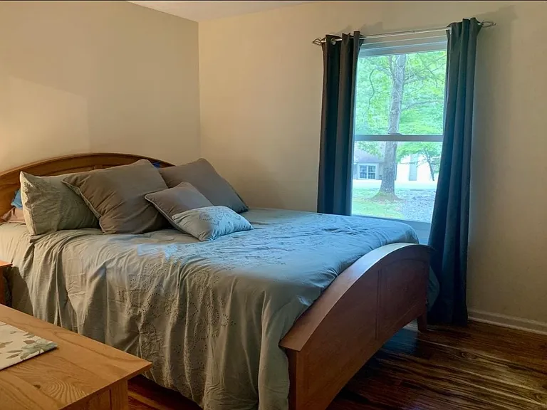 2 Sherwood Dr — Photo 10