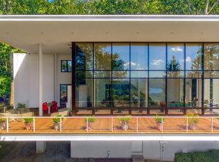 53 Curtiss Rd, Warren, CT 06777