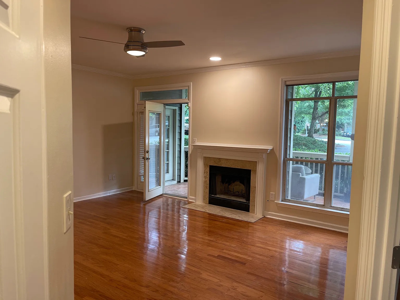 2 bed, 1495 sqft, $2,500 — Photo 3