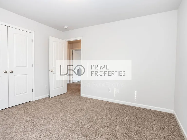 156 Daisy Cir — Photo 19