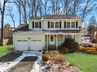 231 Sutphin Ln, Hillsborough, NJ 08844