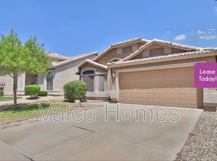 6450 W Saddlehorn Rd, Phoenix, AZ 85083