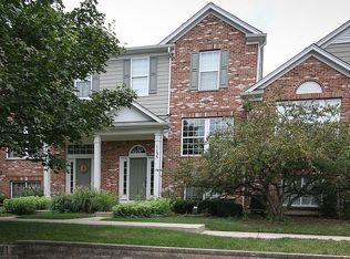 1135 Reserve Dr, Elgin, IL 60124