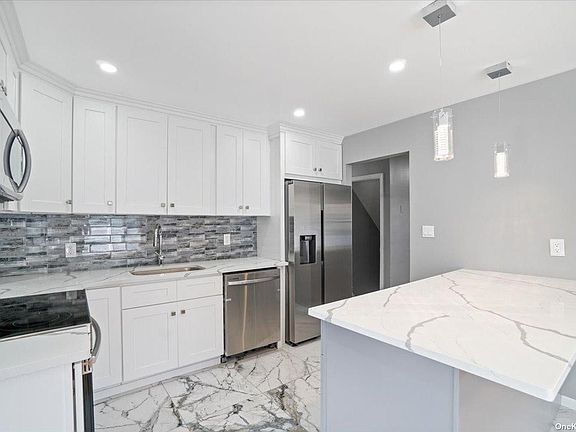 3rd image of 247 Garden St