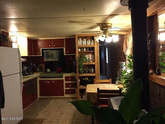 3rd image of 2845 E Fork Rd
