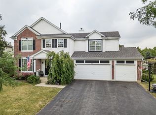 504 Woodland Way, Oswego, IL 60543