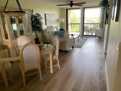 600 Egret Cir Photo 1