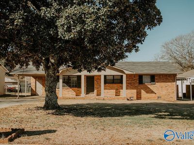 1203 Pennylane SE, Decatur, AL, 35601