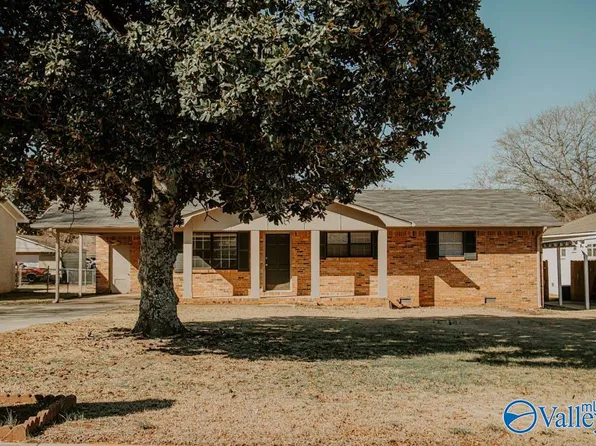 1203 Pennylane SE, Decatur, AL 35601
