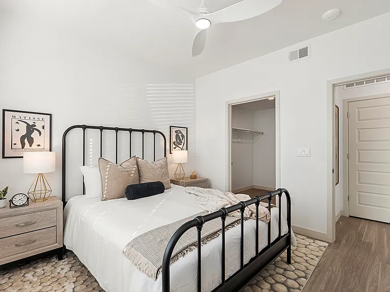 Lucero Apartments — Photo 9
