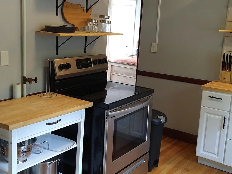 7 Harvey St #102 — Photo 5