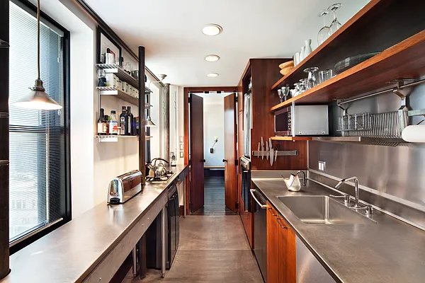 Sold by Patrick Quagliano, LREB | media 11