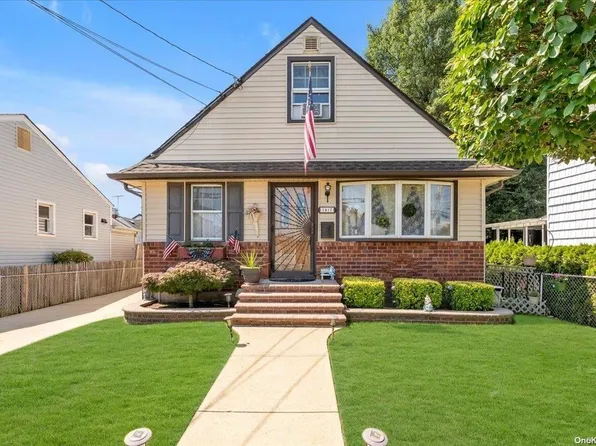 1317 Appeal Avenue, Elmont, NY 11003