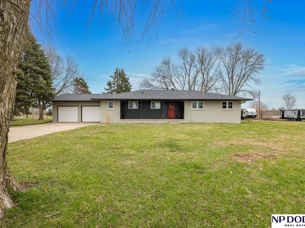 3460 N Ridge Road Dr, Fremont, NE 68025