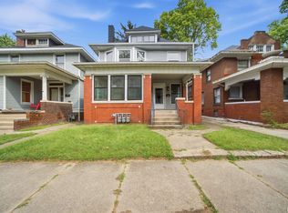 1611 W Barker Ave, Peoria, IL 61606