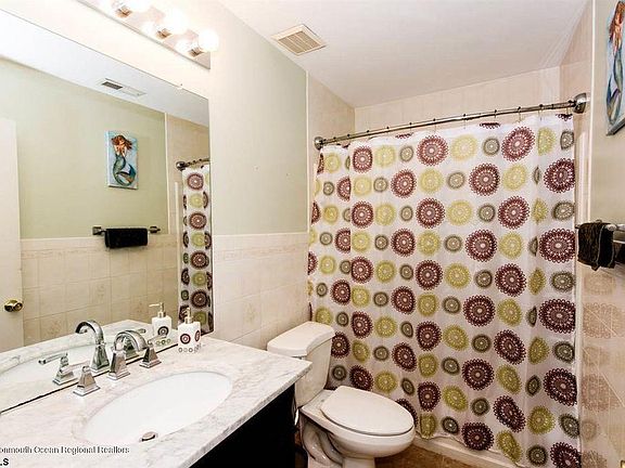 4th image of 15 Pheasant Meadow Dr #128