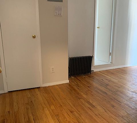 2nd image of 183 Thompson St APT G8