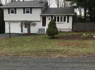 18 Sunset Dr, Dalton, MA 01226