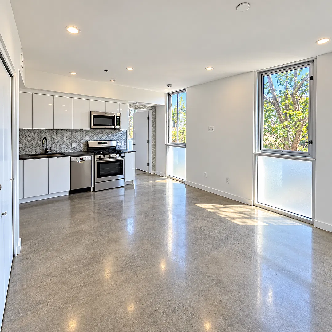12770 Caswell Avenue — Photo 2