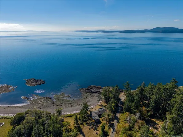 9902 Higgs Rd, Southern Gulf Islands, BC V0N 2M3