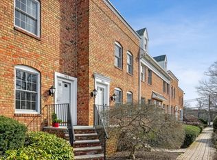 42 Elm St #38D, Summit, NJ 07901