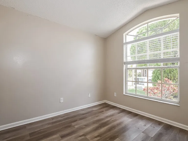 9710 Red Clover Ave — Photo 13