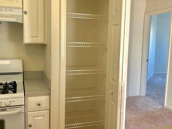 5th image of 315 Eagle Landing Ct #315D