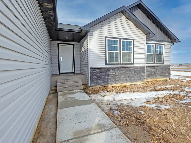 13636 Redwood Way NW — Photo 4