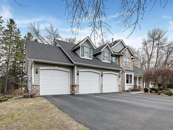 3rd image of 6030 Spruce Hill Ct