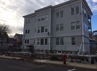58 Empire St, Lynn, MA 01902