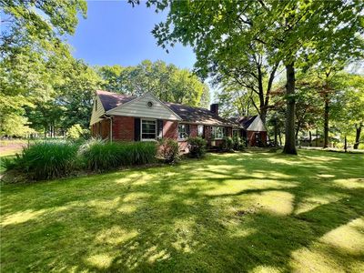 963 Kings Chapel Rd, New Castle, PA, 16105