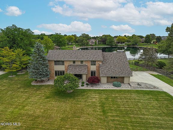 3rd image of 25656 Normandy Rd W