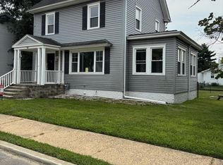 22 W Academy St, Clayton, NJ 08312