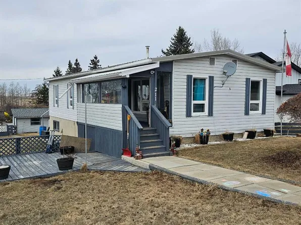211 1st Ave E, Sundre, AB T0M 1X0
