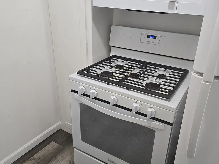 2405 F St #3 — Photo 3
