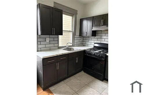 459 Irvine Turner Blvd #1 Photo 1